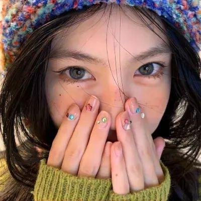 女孩不微笑